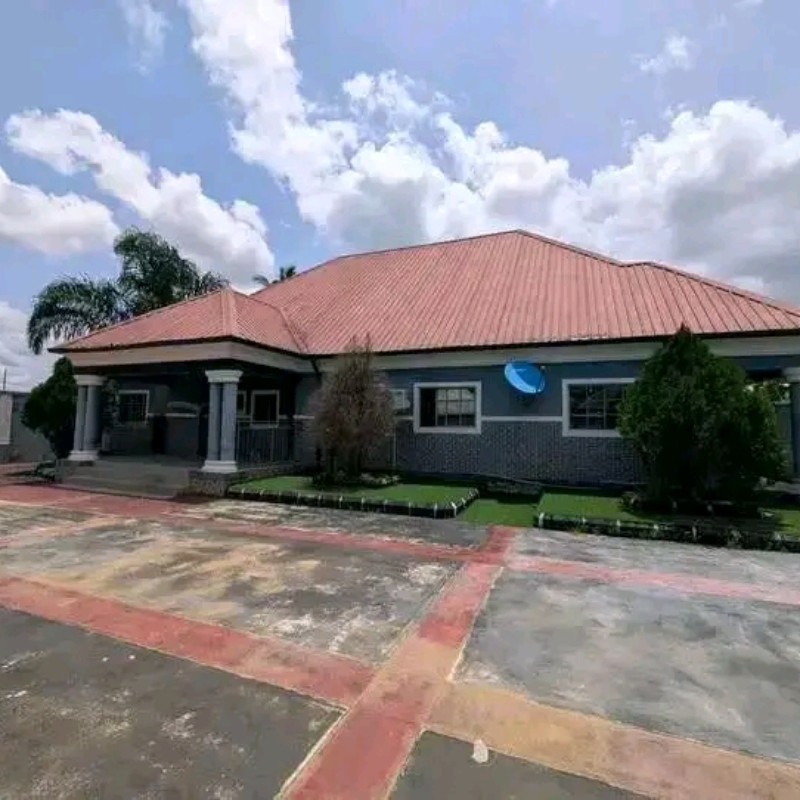 A detached 4 bedroom